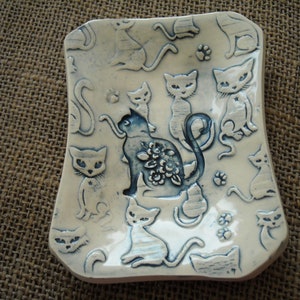 Ceramic Soap Dish - Cat Soap Dish - Bathroom Accessory - Handmade Ceramics - Ring Dish - Home Decor - Cat Dish