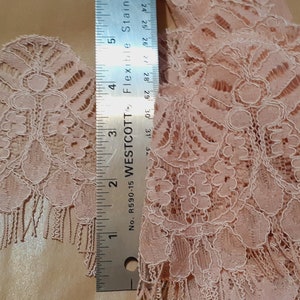 1 Yard Pre cut -Vintage Rose, Grey, or White Scallop Eyelash Lace