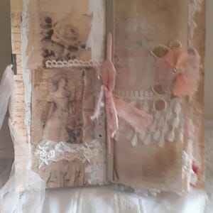 Angel Lace Journal realizzato con ritagli di pizzo e carta