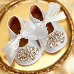 White Baby Girl Shoes, White Baby Shoes, Girl Velvet Shoes, 1st Birthday Shoes, Party Wedding Shoes, Baby Shower Gift, Rhinestone Shoes