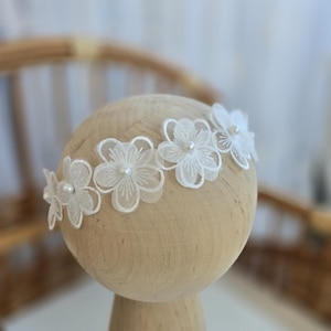 La Bortini Baby Haarband Weiß Mit Schleife - Elastisches Stirnband Für Taufe 40-52cm