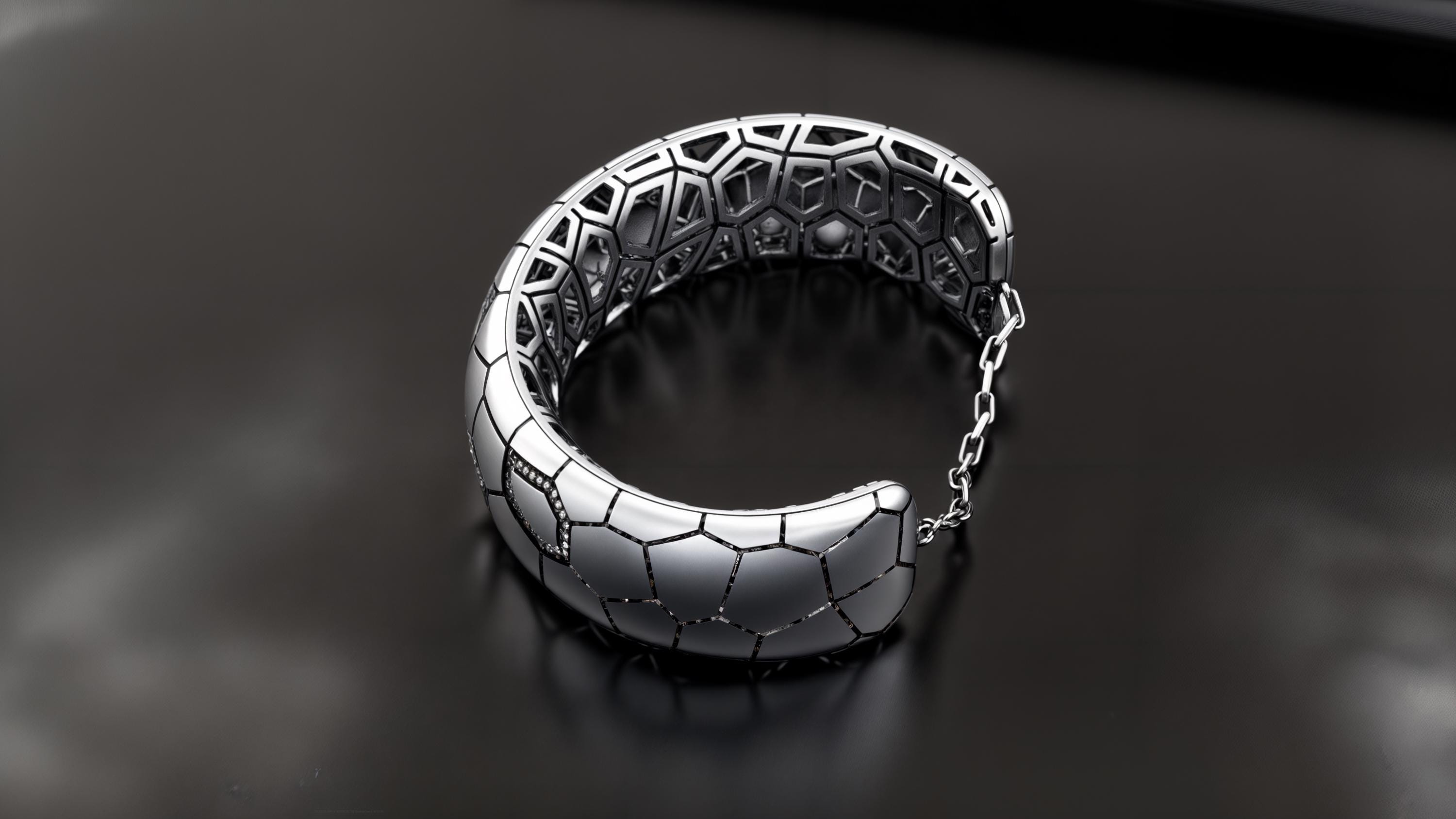 スターリングシルバーの幾何学模様のカフブレスレット：SF風ジルコン