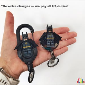 Dark Knight Minifigure Retractable Badge Reel: Carabiner Clip Keychain