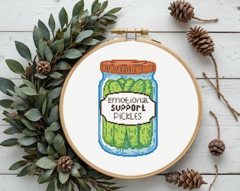 Borduurpatroon 'Emotional Support Pickles' (augurken als emotionele steun) - direct te downloaden als PDF.