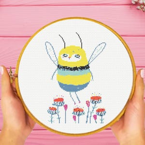 Bee Cross Stitch Pattern , Honey Bee Cross Stitch Pattern, instant pdf download