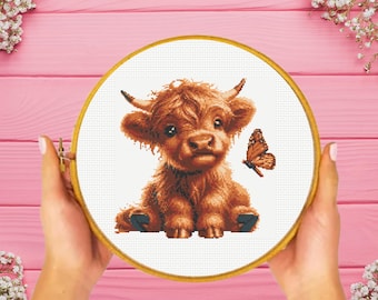 Schema per punto croce di una cucciola di mucca delle Highlands, download immediato.