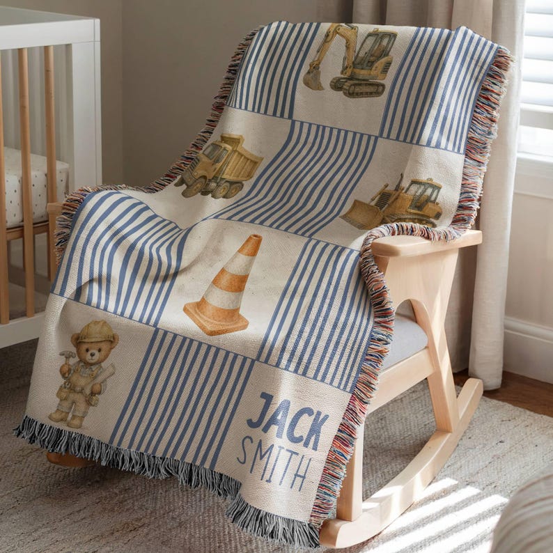Personalized Teddy Bear Woven Blanket, Construction Machines Bear Nursery Decor, Custom Name Baby Blanket, Classic Nursery Gift immagine 4