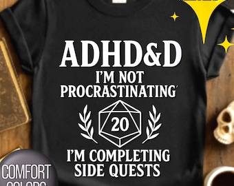 Camiseta con estampado de misiones secundarias para jugadores de D&D y TDAH, camiseta para procrastinadores, camiseta friki D20 Nat 1, regalo para fans de Dungeons and Dragons.