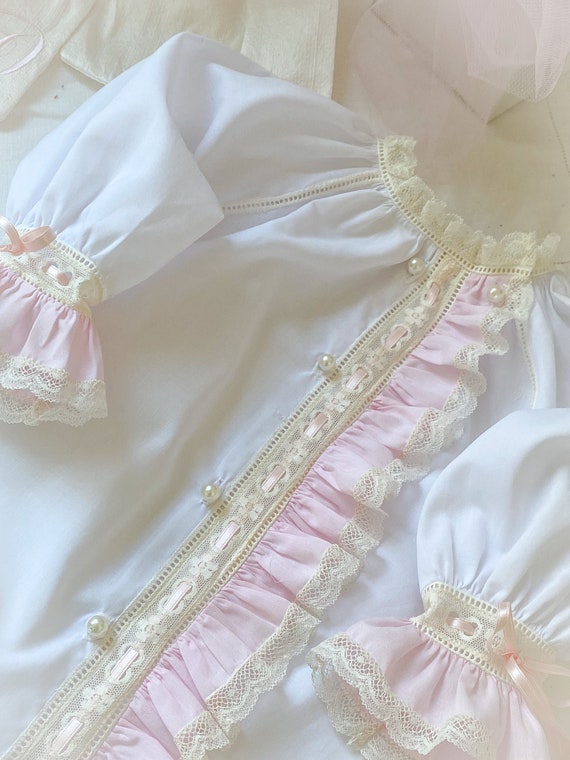 Baby Girl Baby Boy White Heirloom Day Gown  Lace  Ruffles Ribbon Entredeux With Matching Bonnet