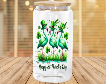 Flamingo St Patrick Tag 16-Unzen-Glasdosendesign, 16-Unzen-Flamingo-Flamingoglasdose Sublimationsdesign - Design Digitaler Download PNG