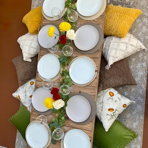 Mesa de picnic plegable estilo bohemio: mesa rústica de madera hecha a mano para camping, bodas, jardín o fiestas infantiles. Mesa baja portátil de madera de pino.