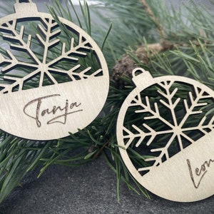 Weihnachtsbaum Anhänger personalisiert | Baumschmuck | Weihnachtskugeln Holz | Geschenkanhänger mit Name
