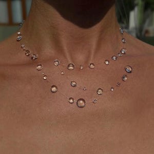 Collana a goccia di rugiada, filo invisibile, goccia d'acqua fluttuante, gioiello etereo da sposa