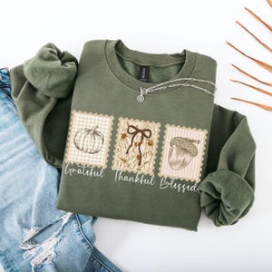 Grateful Thankful Blessed Shirt, Fall Sweatshirt, Cute Fall Sweater, Autumn Sweatshirt for women, Retro Thanksgiving Shirt, Halloween Gift