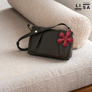 Blumen Taschenanhänger, echtes Leder 100% handgemacht, Leder Charm, Taschenschlüsselanhänger, Blumen Schlüsselanhänger, Taschenanhänger Leder, Geldbörse Charme, Taschenanhänger