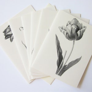 Tulpen bloem bloemen notitie kaarten briefpapier set van 12 kaarten in wit of licht ivoor met bijpassende enveloppen