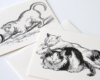 Kitten and Cat Folded Note Card Set of 10 in White or Ivory with Matching Envelopes