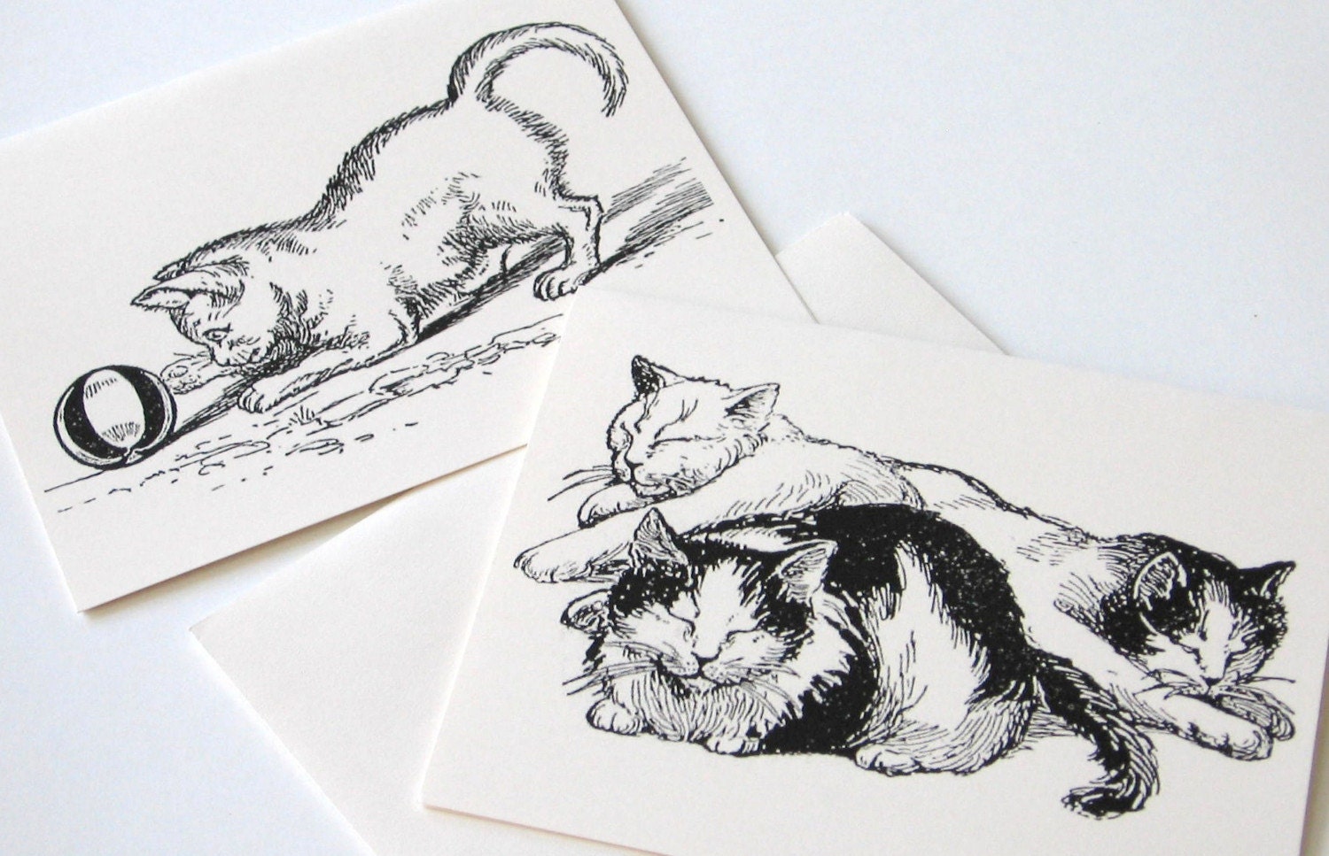 Kitten and Cat Folded Note Card Set of 10 in White or Ivory with Matching Envelopes
