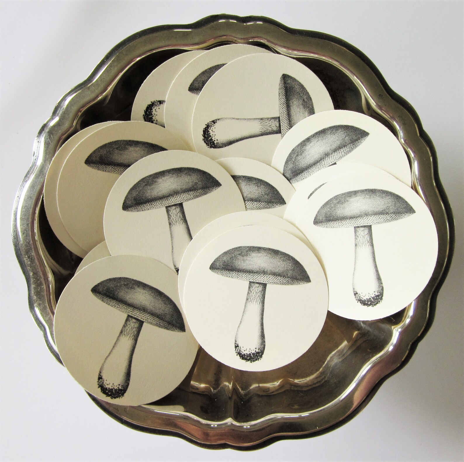 Mushroom Tags Round Gift Tags Set of 10 - Etsy