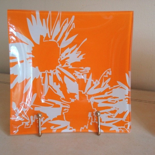 Vintage glass tidbit trays, mod orange flowers