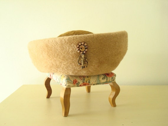 Vintage 1950s Elsa Schiaparelli bumper hat, fur f… - image 7