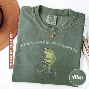 Frogcore Frog-Core, Grandkids Grandma Tee , Comfort Colors , Cottagecore Gift