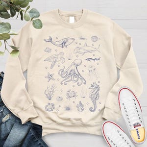 Sea Animals Vintage Sweatshirt, Retro Ocean Sweater, Cute Sea Creatures Sweater, Ocean Gifts, Warm Unisex Sweatshirt, Ocean Lovers