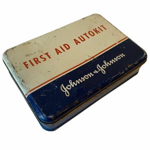 Vintage First Aid Autokit with Contents Johnson & Johnson 1942