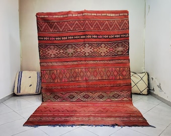 Handgjord röd Azilal Berbermatta, marockansk Kilim, 6 x 9 fot