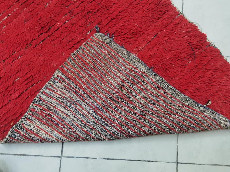 Handgjord röd marockansk löparmatta: Vintage boho hallmatta bild 10