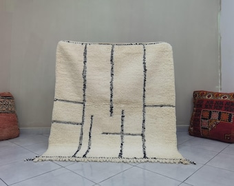 Handmade Beni Ourain Rug: Moroccan Lamb Wool Berber Rug