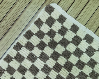 Handwoven Brown Checkered Moroccan Rug: Wool Living Room Decor