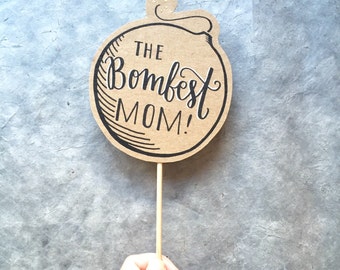 Mother's Day Posecard™ - Bombest Mom