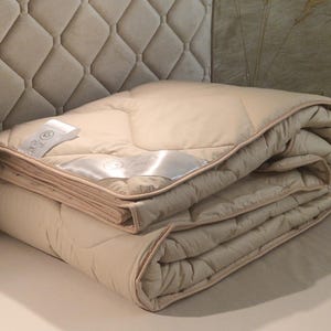 Luxurious camel wool blanket, 100% natural and organic, soft and breathable, hypoallergenic, ideal for winter or year-round use, perfect as a bedspread, sofa throw, or housewarming gift, sustainable and eco-friendly, OEKO-TEX certified, Best gift