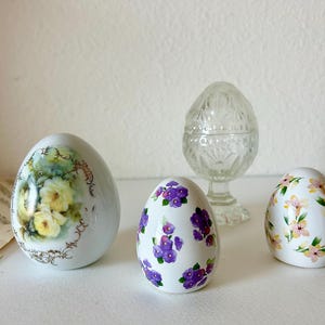 Vintage Egg Porcelain Wooden Crystal Unique Home Decor Floral Design egg, Spring Decor, Easter Hunt Egg, Gift For Kids, Egg Jewelry Holder