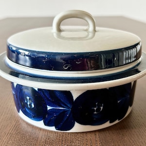Serving Pot Lidded Bowl Scandinavian Arabia Finland Anemone by Ulla Procopé  Midcentury Nordic  Blue Floral Stoneware Gift for Her Mom Wife