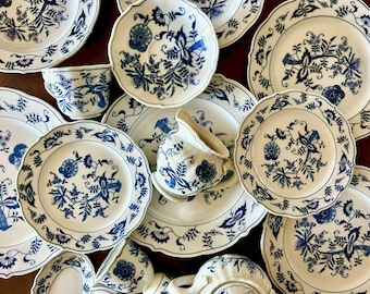 Vintage Blue Danube Japan Casserole Dish: 1 Qt White Ceramic With