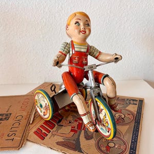 Tricycle Wind up Toy - Etsy