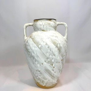 Textured Vase – Rustic White Ceramic Pot for Modern Home Decor Flowers. Boho Minimalistic look