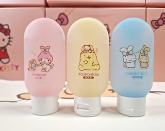 Uroczy zestaw butelek podróżnych Sanrio na kosmetyki (w zestawie naklejki do opisywania)
