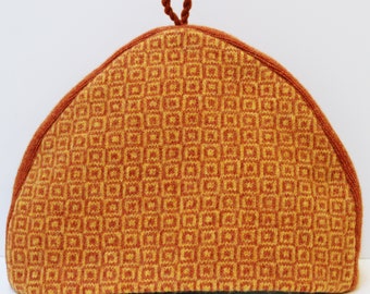 Tea cosy in Orange Squares pattern