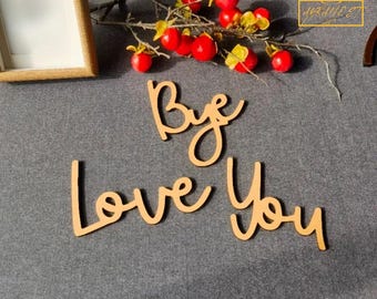 Love You Bye Holzwand-Kunst-Set: Eingangsbereich