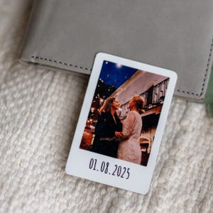 Tarjeta de foto metálica hecha a medida para billetera "Para siempre en tu corazón", regalo para novio, novia, esposo o esposa, recuerdo de aniversario K89