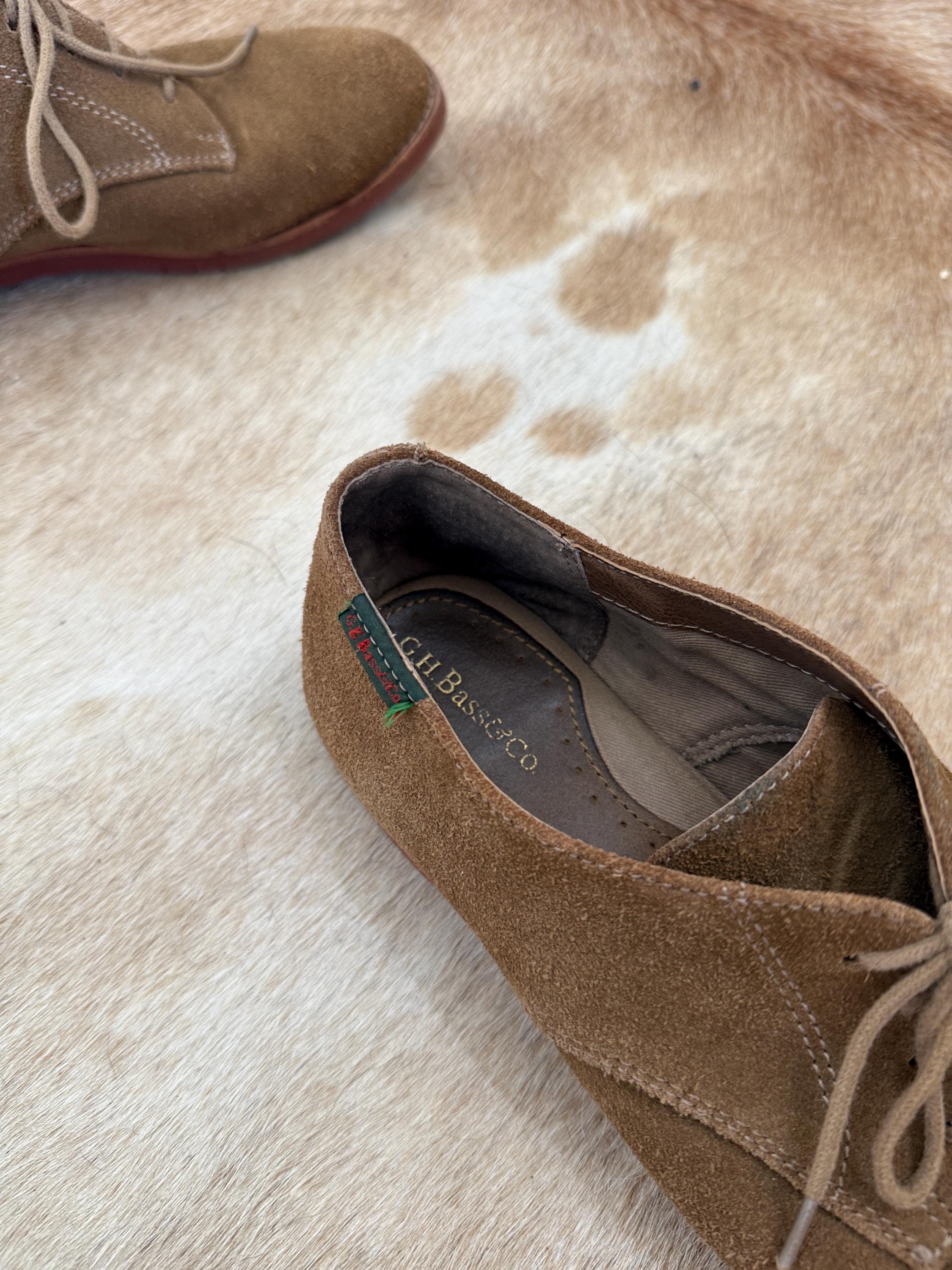 Classic 90s / Y2K G.H. Bass Suede Oxford Shoes ; Tag Size