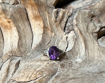 Amethyst in Sterling Silver Ring RF399