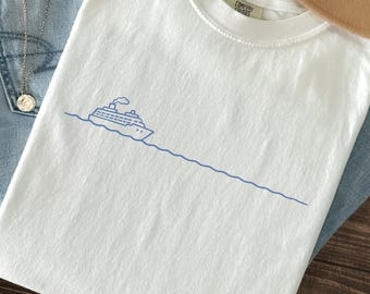 Minimalist Cruise Comfort Colors T-Shirt, Line Art Cruise Trip Unisex Shirt
