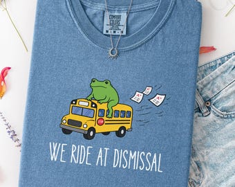 Funny Last Day Of School Shirt For Teacher, Comfort Colors Frog Teacher T-Shirt, End Of Year Tee For Teachers