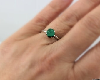 Malachite Silver Prong or Bezel Minimalist Stackable Solitaire Ring, 925 Sterling Silver Malachite Solitaire Gemstone Jewelry