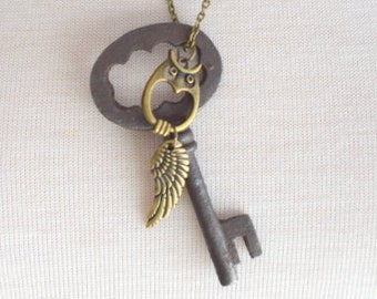 Large Antiqued Brass Steampunk Skeleton Key Necklace with Owl and Wing, Brass Vintage Steampunk Jewelry, Gift for Him or Her