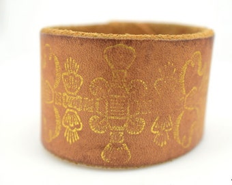 Hellbraun und Gold Leder Manschette Snap Armband, Handgemachte Unisex wiederverwendet Ledermanschette, Lederarmband
